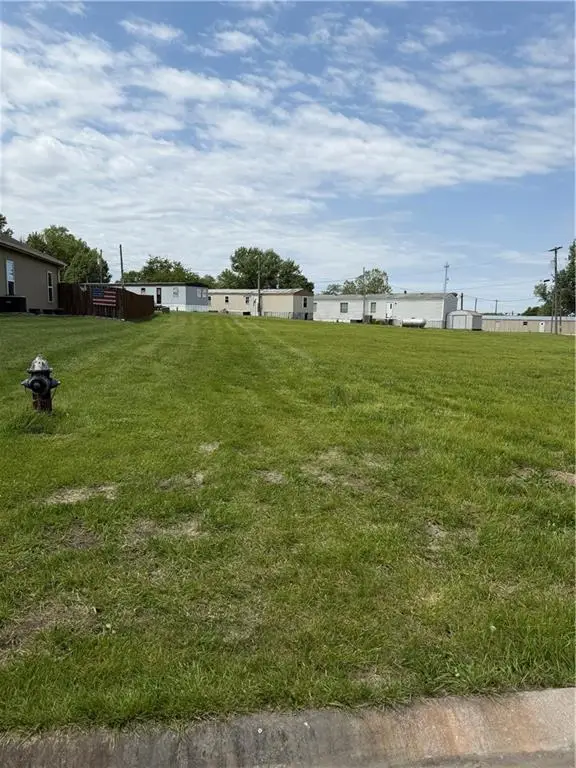 1910 Howenstein Street, Cameron, MO 64429 - #3