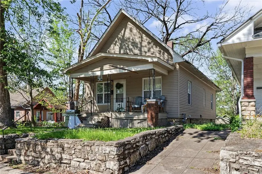 308 N Lawndale Avenue, Kansas City, MO 64123 - #2
