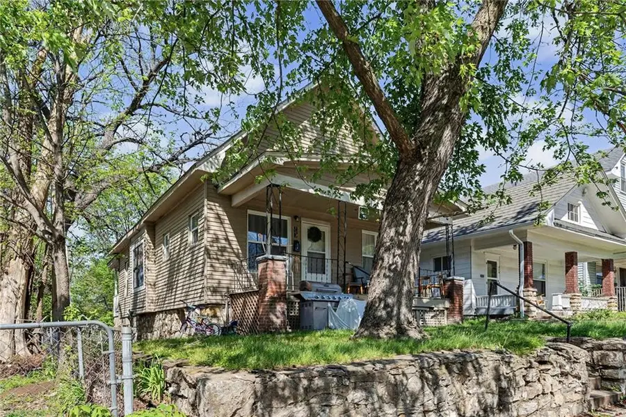 308 N Lawndale Avenue, Kansas City, MO 64123 - #3