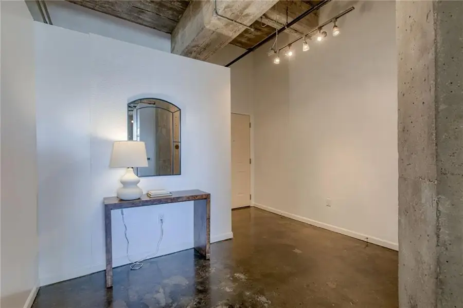 321 W 7th Street #306, Kansas City, MO 64105 - #3