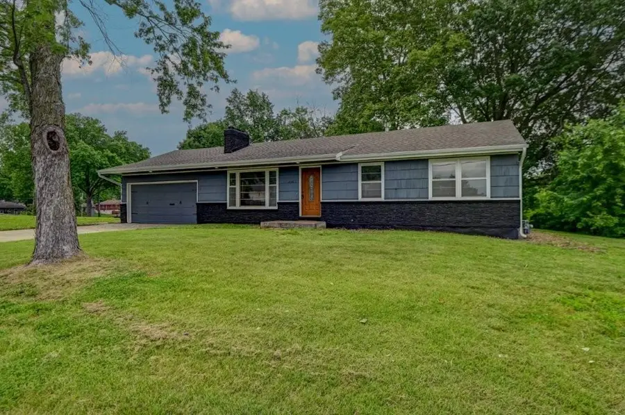 4407 S Phelps Road, Independence, MO 64055 - #3