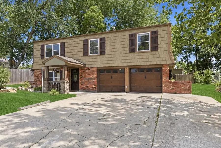 5905 N Denver Avenue, Kansas City, MO 64119 - #2