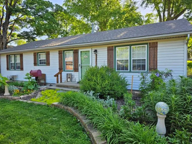 115 S Central Street, Buckner, MO 64016 - #1
