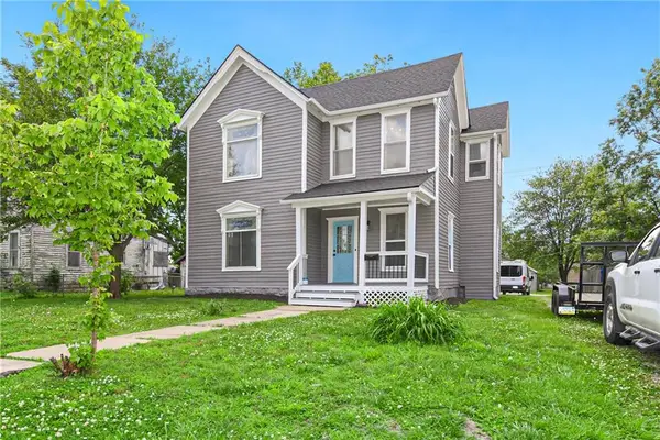505 W Wea Street, Paola, KS 66071