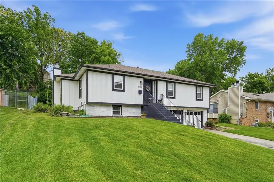 5105 Fairway Drive, Kansas City, MO 64129 - #3