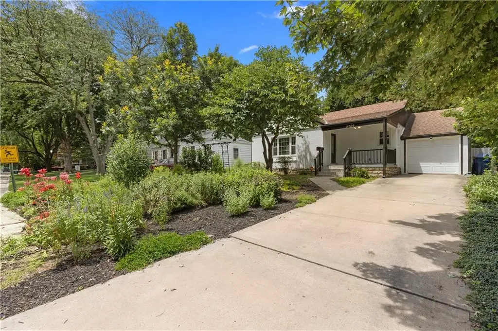 5706 Walmer Street, Mission, KS 66202 - #1