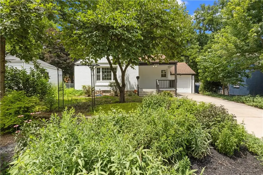 5706 Walmer Street, Mission, KS 66202 - #2