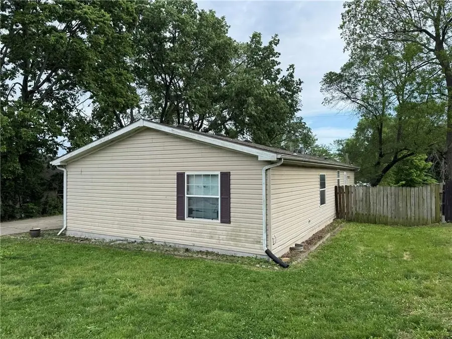 307 E Agnes Street, McLouth, KS 66054 - #2