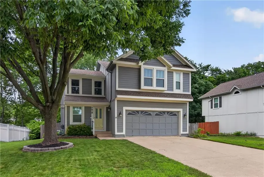 7418 W 152nd Street, Overland Park, KS 66223 - #2