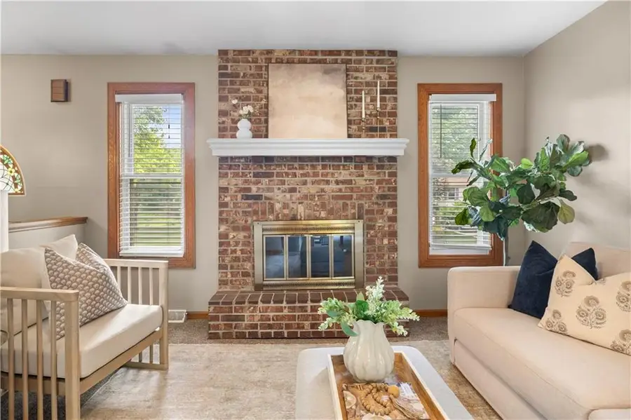 8925 Gillette Street, Lenexa, KS 66215 - #3
