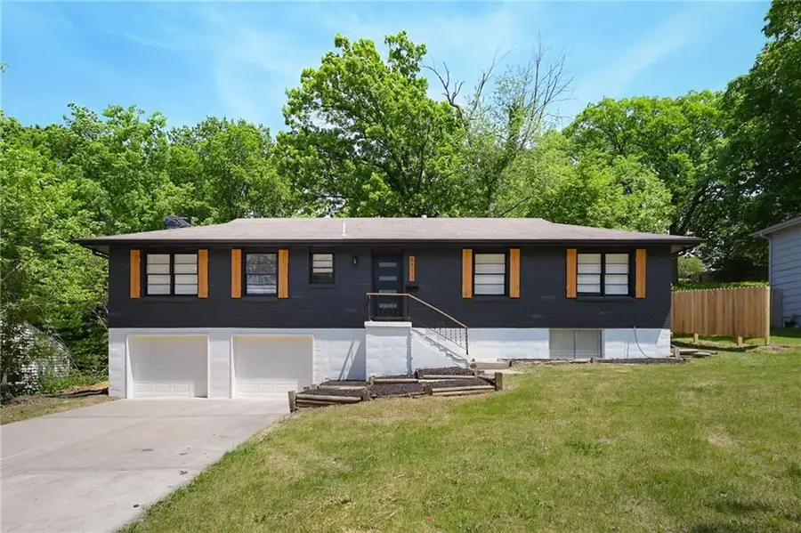 6711 N Broadway Street, Kansas City, MO 64118 - #3