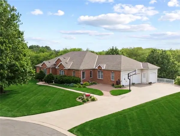 19704 Red Oak Boulevard, St Joseph, MO 64505