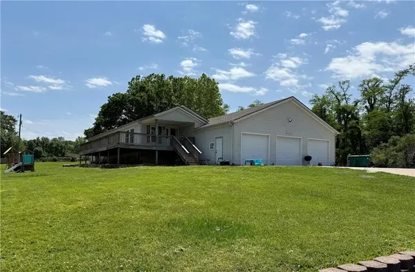 5125 Swartz Road, Kansas City, KS 66106