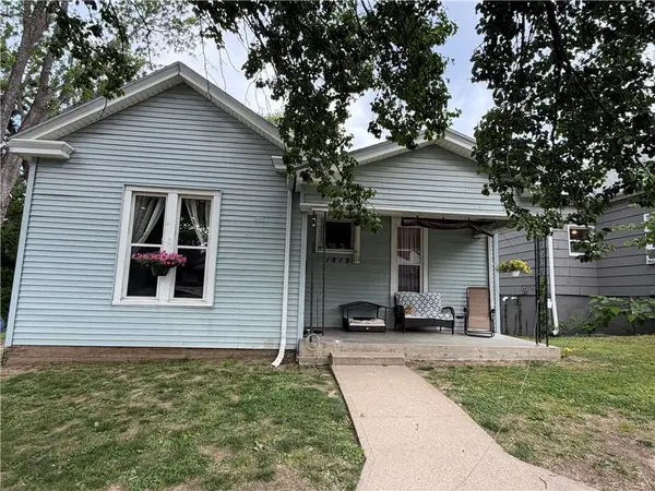 1819 Dewey Avenue, St Joseph, MO 64505