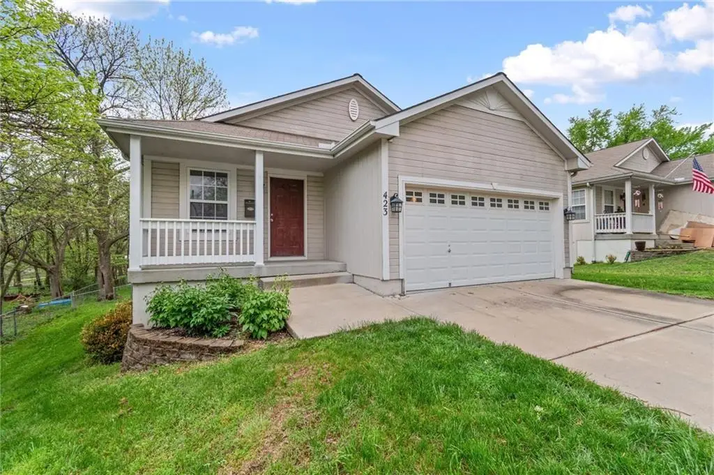 423 N Armstrong Street, Pleasant Hill, MO 64080 - #1