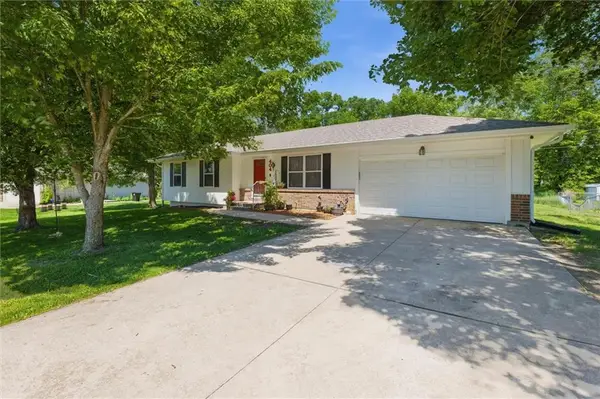404 Ann Avenue, Harrisonville, MO 64701