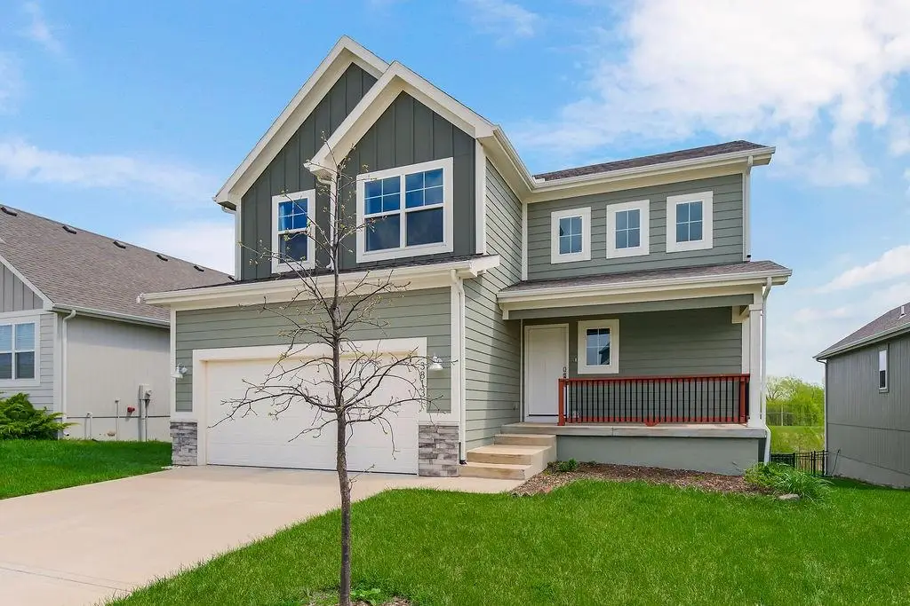 3813 SW Maryville Place, Lees Summit, MO 64082 - #1