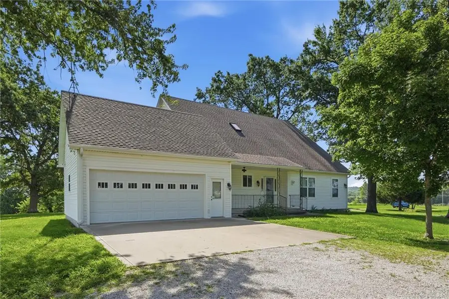20958 Stranger Road, Leavenworth, KS 66048 - #2