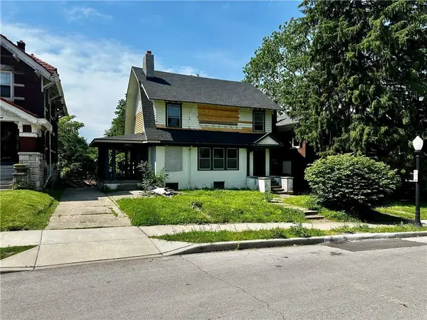 1031 Laurel Avenue, Kansas City, KS 66104