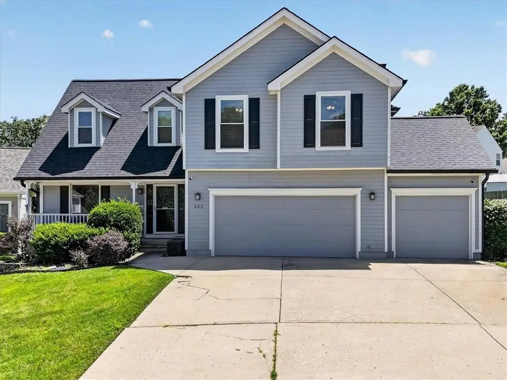 623 NE 94th Terrace, Kansas City, MO 64155 - #1