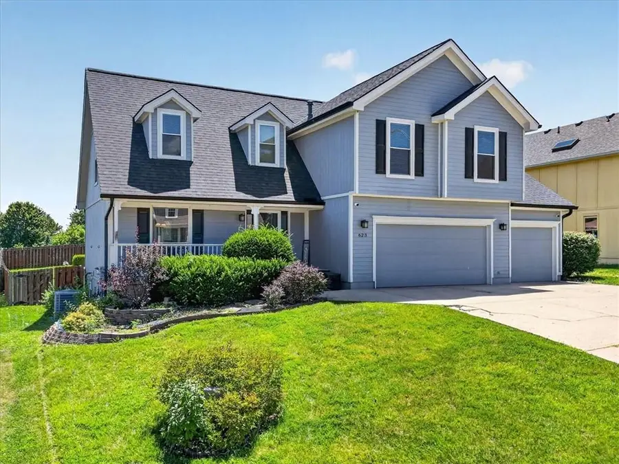 623 NE 94th Terrace, Kansas City, MO 64155 - #2