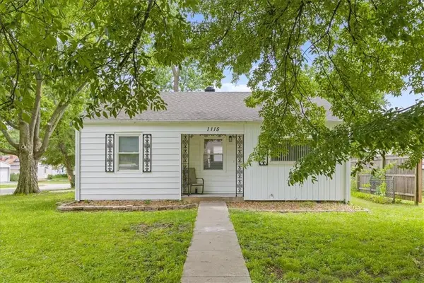 1115 NE 43rd Terrace, Kansas City, MO 64116