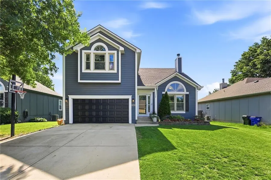 15730 S Kenwood Street, Olathe, KS 66062 - #3