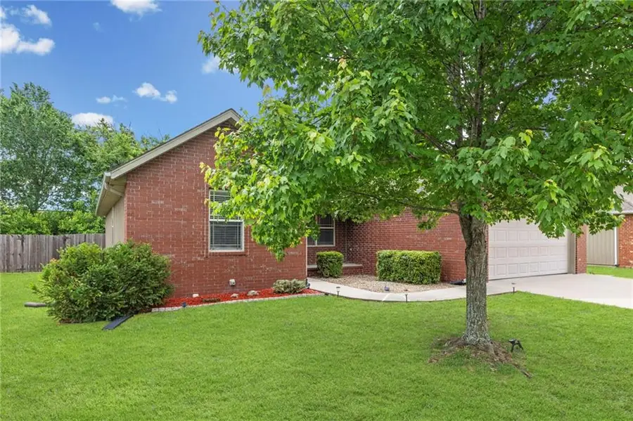 21811 Lombardo Lane, Peculiar, MO 64078 - #3