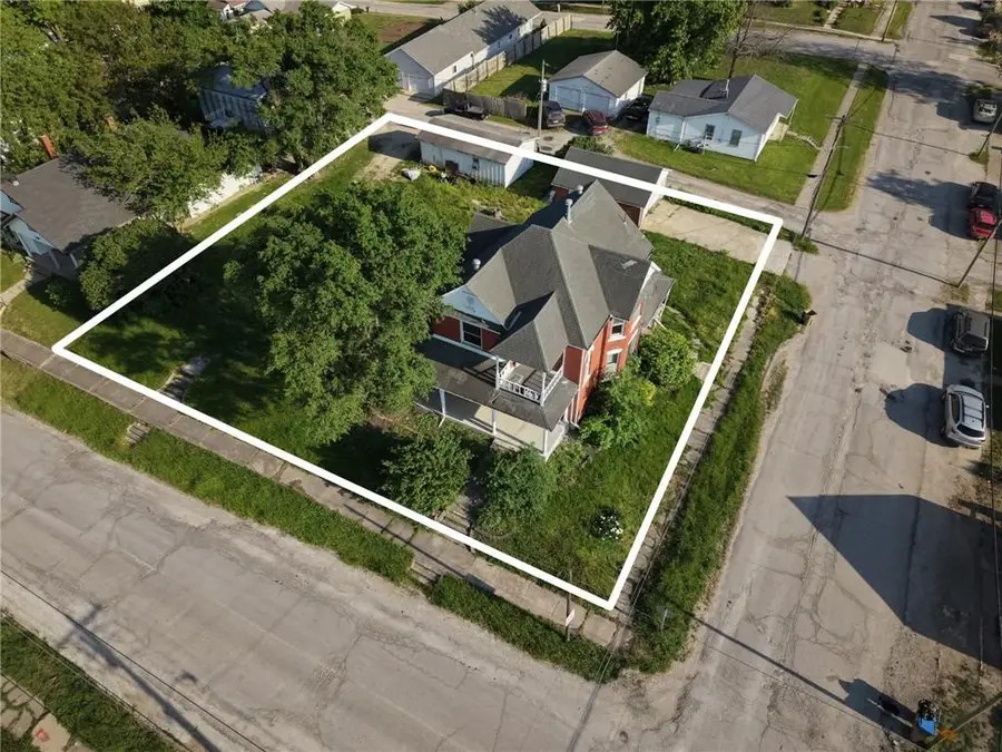 302 E 4th Street, Milan, MO 63556 - #3