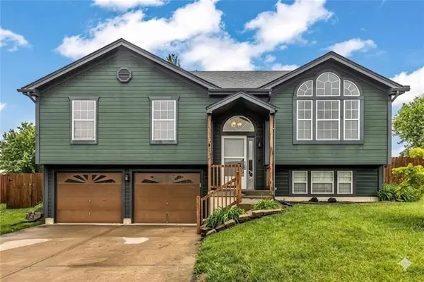 1402 Willow Drive, Greenwood, MO 64034