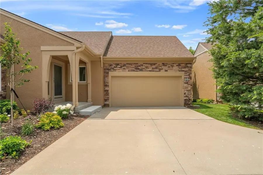 14120 S Summit Street, Olathe, KS 66062 - #2