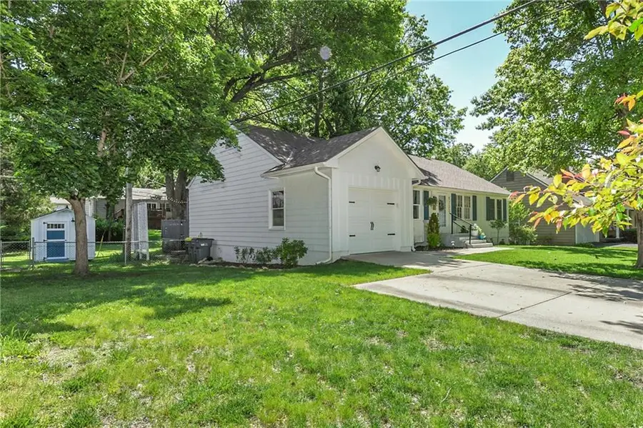 8735 Foster Lane, Overland Park, KS 66212 - #3