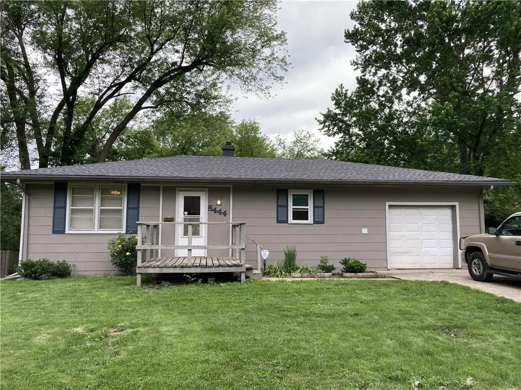 8444 Wayne Street, Kansas City, MO 64131 - #1