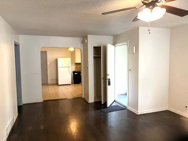 8444 Wayne Street, Kansas City, MO 64131 - #3