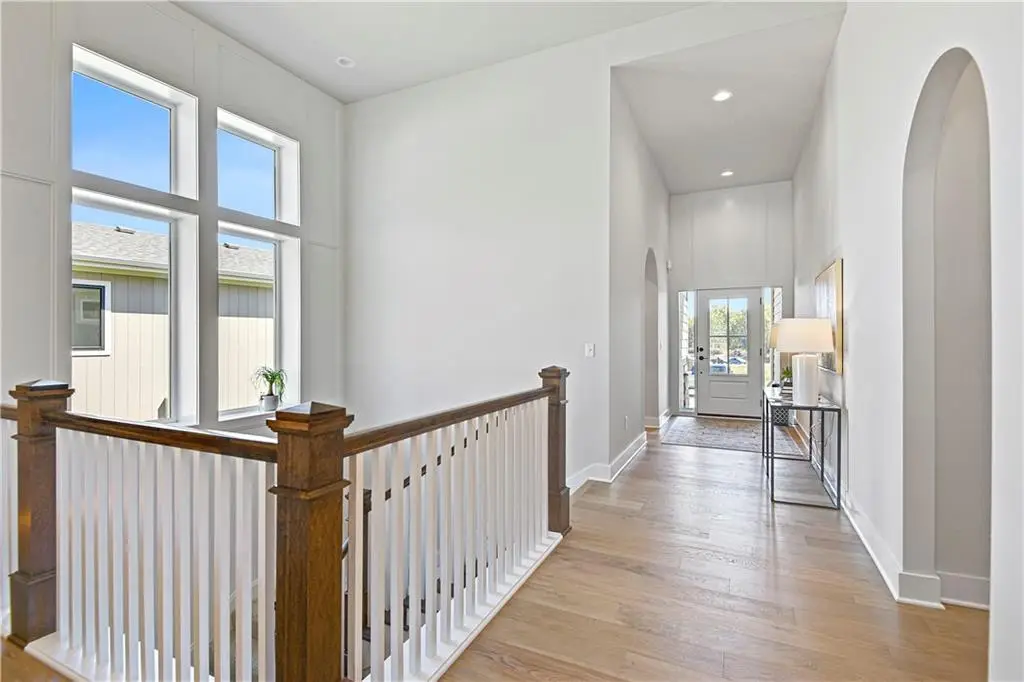 25086 W 98th Place, Lenexa, KS 66227 - #1