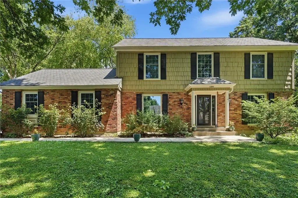 12841 Pembroke Circle, Leawood, KS 66209 - #1