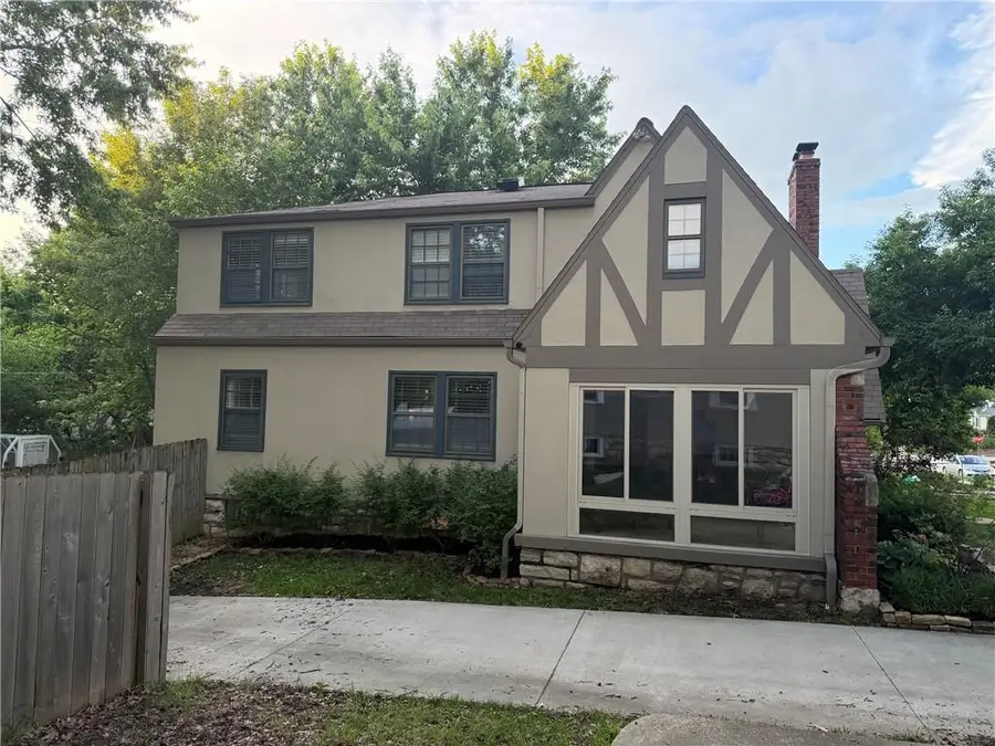 7214 Grand Avenue, Kansas City, MO 64114 - #2