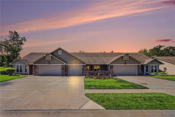 15621 Landauer Street, Basehor, KS 66007