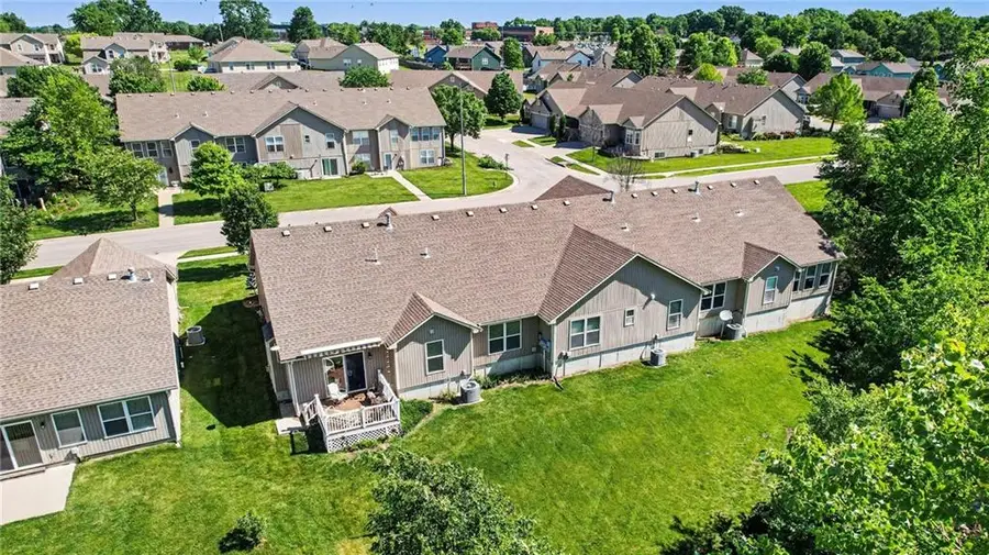 15621 Landauer Street, Basehor, KS 66007 - #3