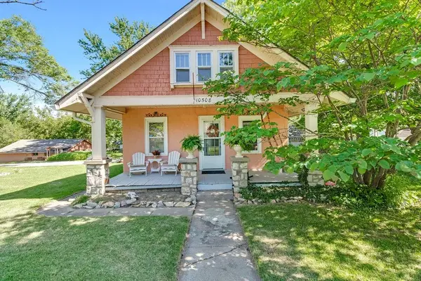 10508 Kentucky Avenue, Sugar Creek, MO 64054