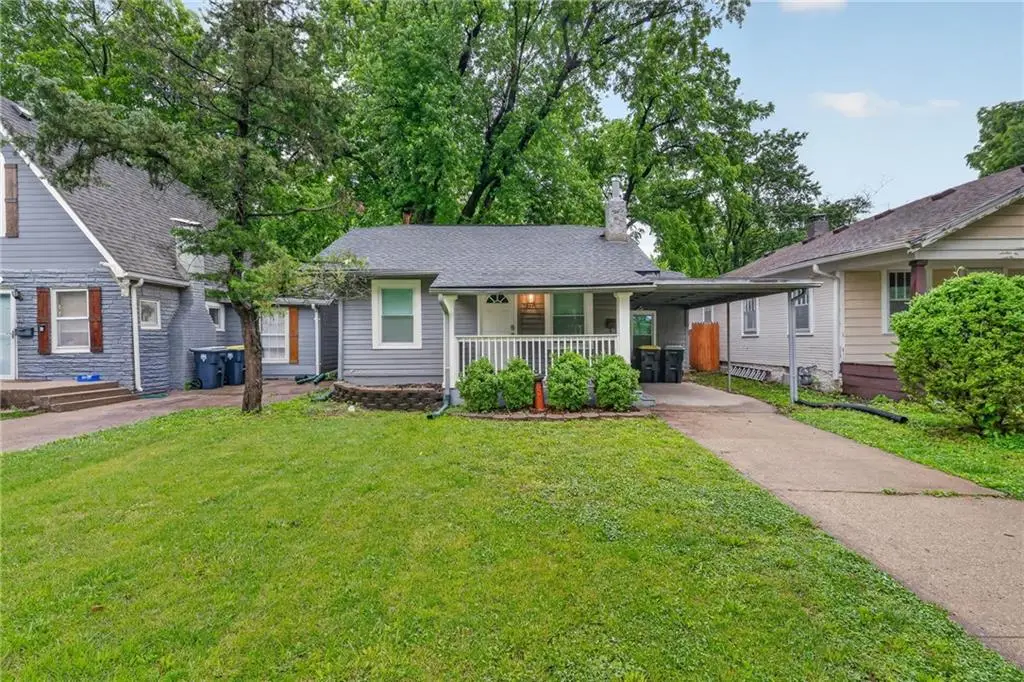7637 Jefferson Street, Kansas City, MO 64114 - #1