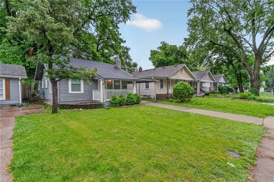 7637 Jefferson Street, Kansas City, MO 64114 - #3
