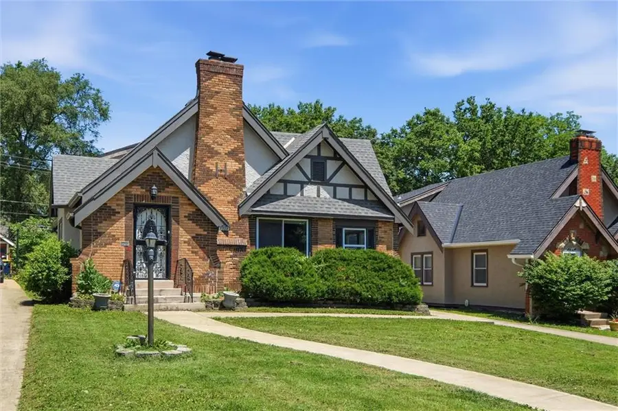 1222 E 76th Street, Kansas City, MO 64131 - #3