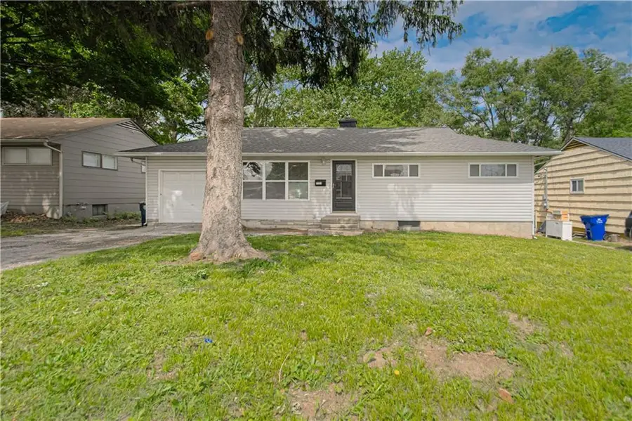 11004 Blue Ridge Boulevard, Kansas City, MO 64134 - #2