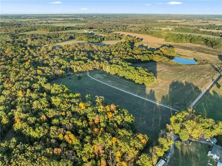 23529 - Tract 1 E Overland Road, Nevada, MO 64772 - #3