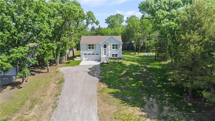 5037 Comanche Lane, McLouth, KS 66054 - #2