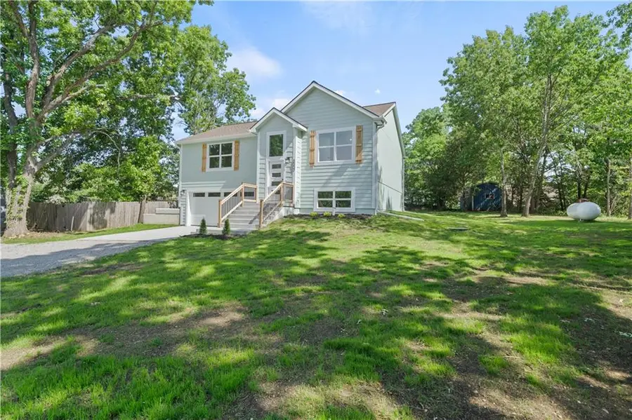 5037 Comanche Lane, McLouth, KS 66054 - #3