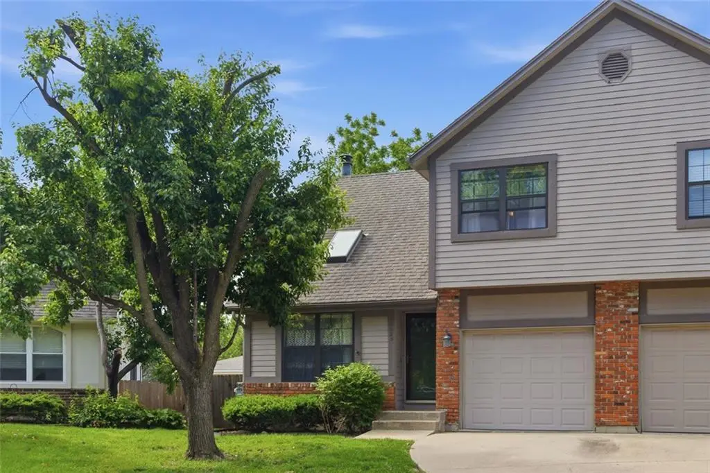 10023 W 86th Terrace, Overland Park, KS 66212 - #1