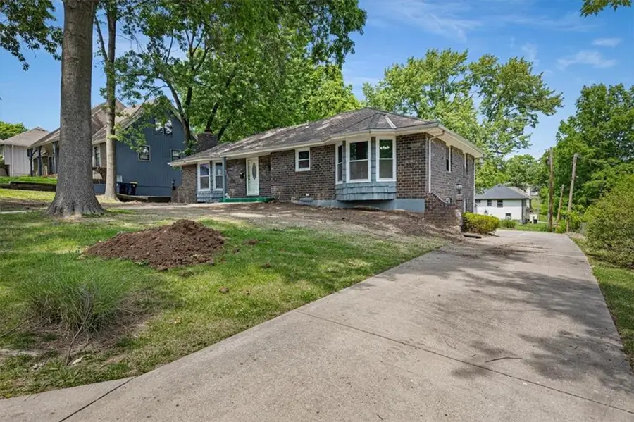 12208 E 62nd Terrace, Kansas City, MO 64133 - #3