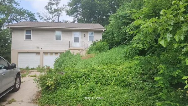 4308 N Bellaire Avenue, Kansas City, MO 64117